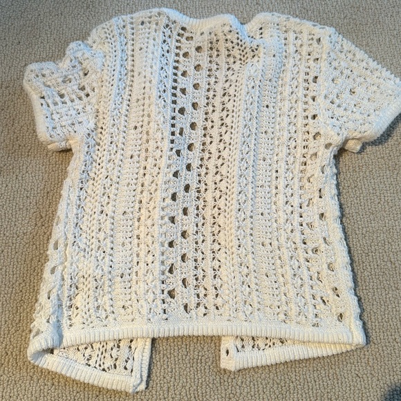 Urban Outfitters White Short Sleeve Button Up Knitted Cardigan - Picture 3 of 3